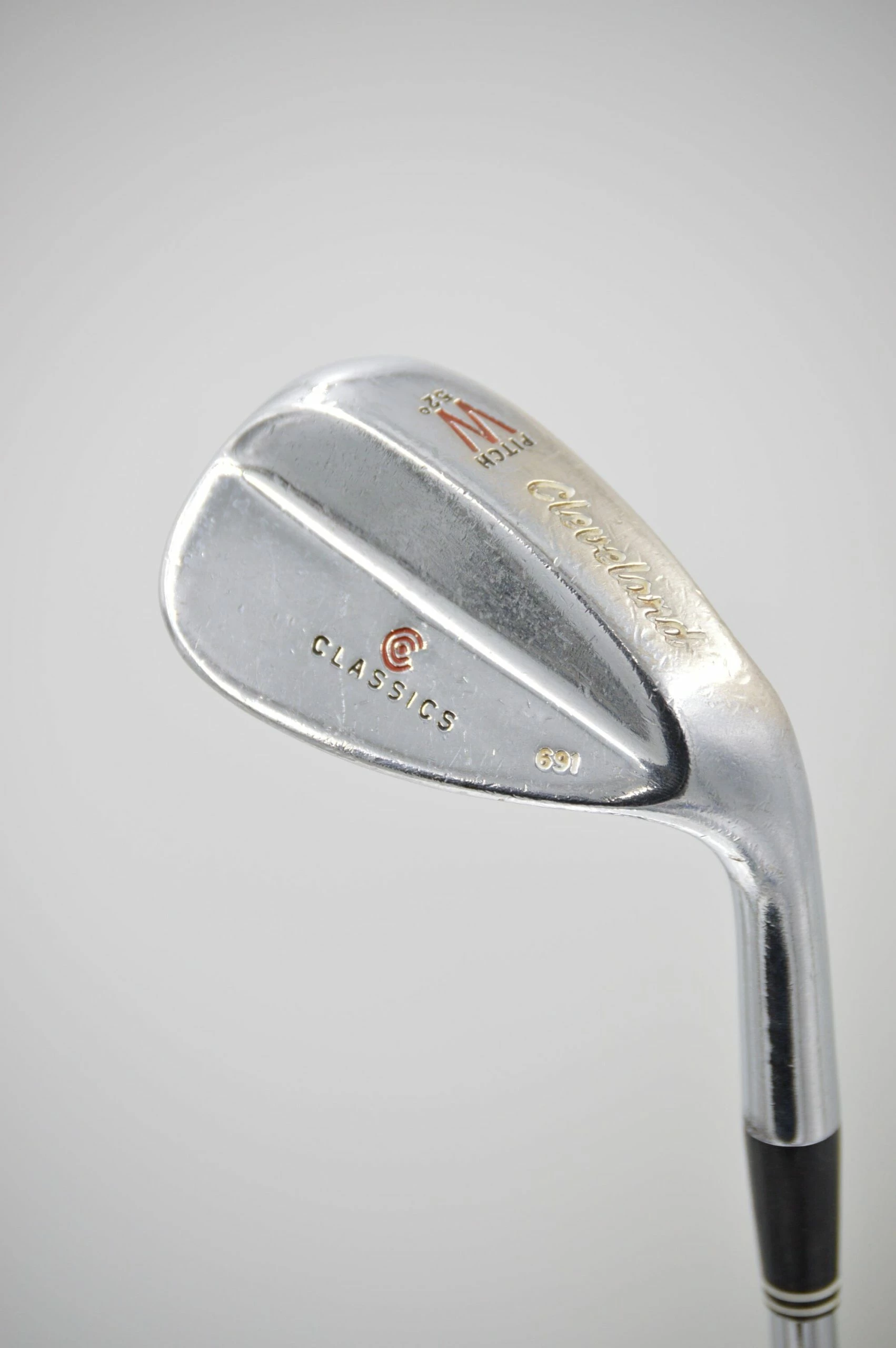 GolfRoots Cleveland 691 Classic 52 Degree Wedge Wedge Flex 3 GolfRoots Cleveland 691 Classic 52 Degree Wedge Wedge Flex