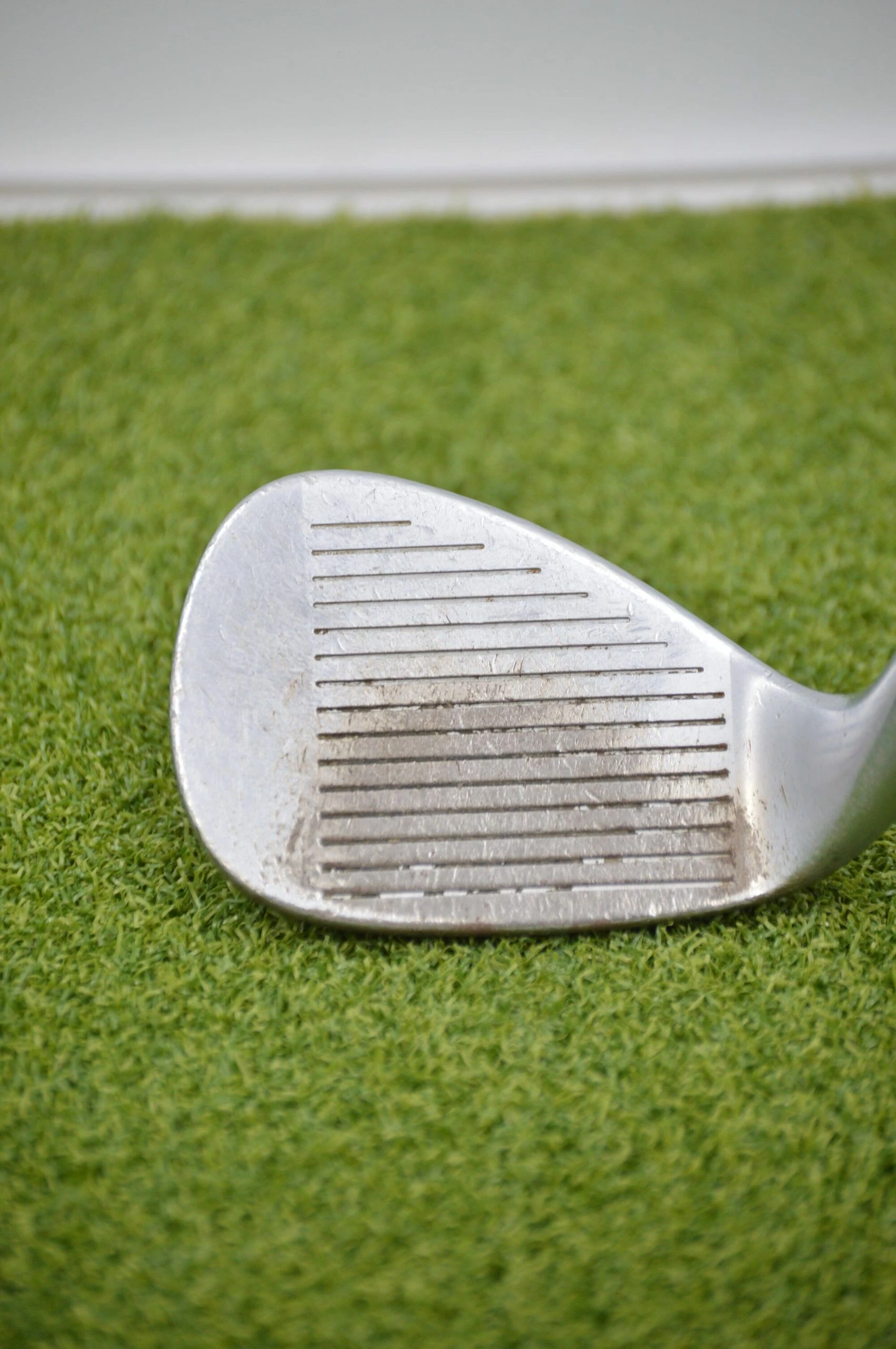 GolfRoots Titleist Vokey Chrome 54 Degree Wedge 5 GolfRoots Titleist Vokey Chrome 54 Degree Wedge - Image 3